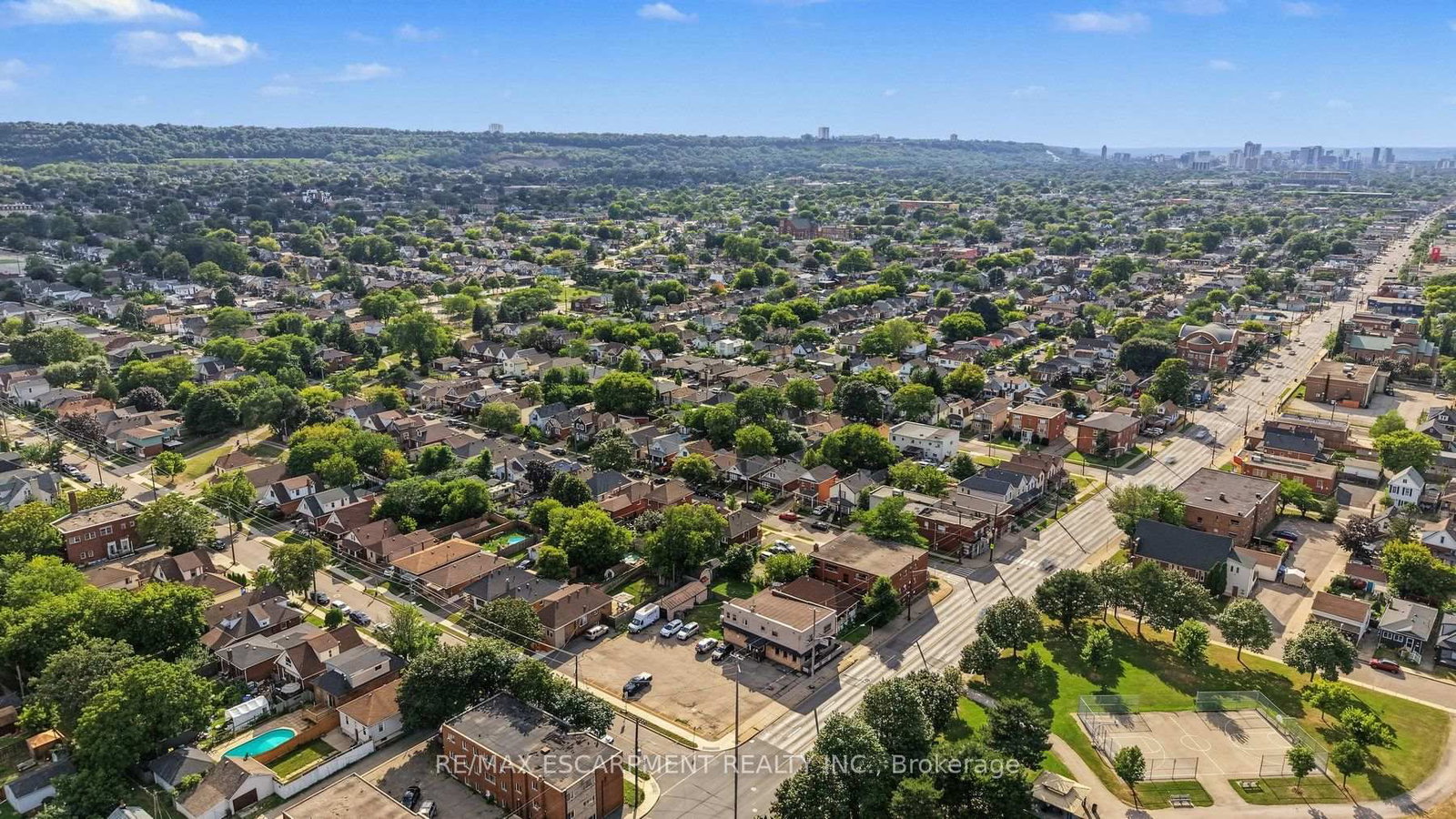 270 Weir Street N • Hamilton, ON photo 37