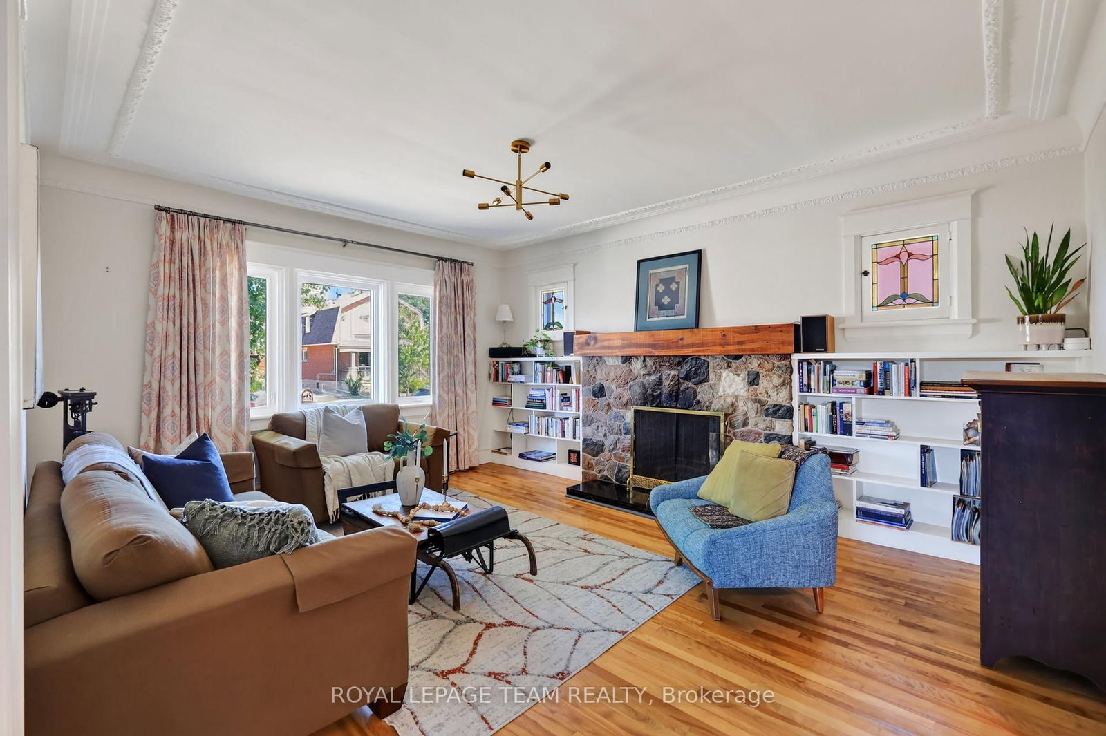 10 Clarendon Avenue • Ottawa, ON photo 6