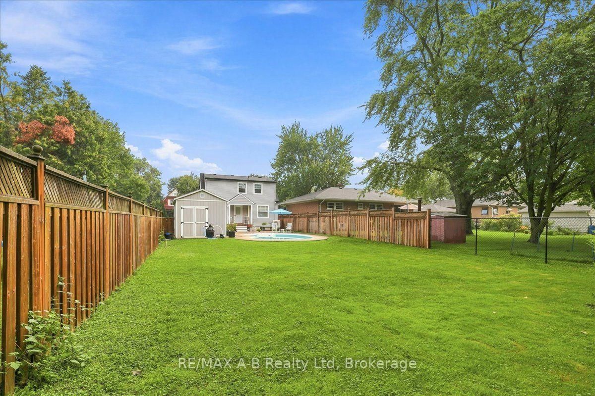 143 Britannia Street • Stratford, ON photo 29