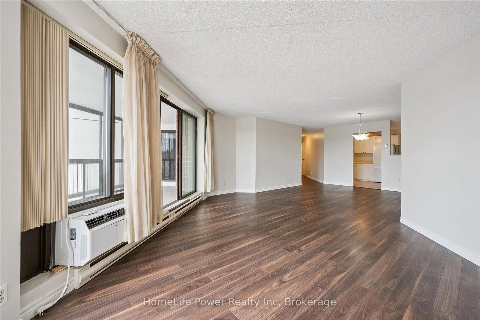 22 Marilyn Drive • #402 • Guelph, ON photo 11