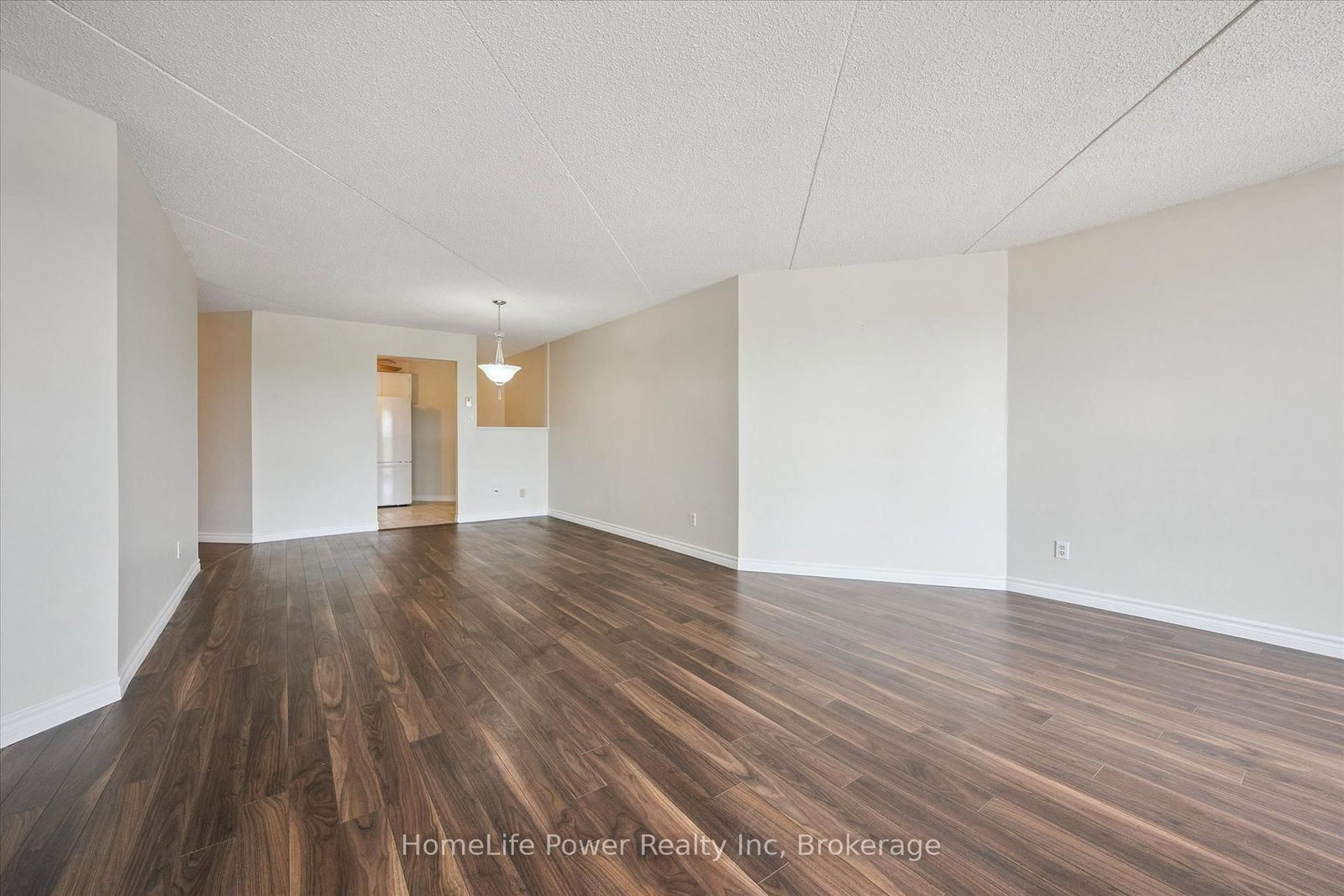 22 Marilyn Drive • #402 • Guelph, ON photo 12