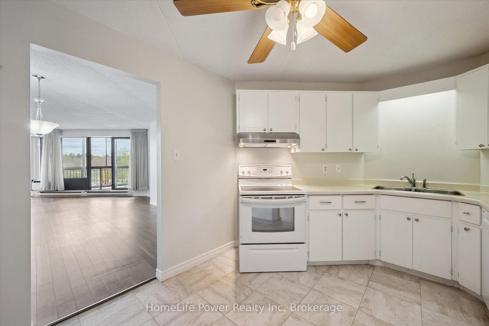 22 Marilyn Drive • #402 • Guelph, ON photo 15