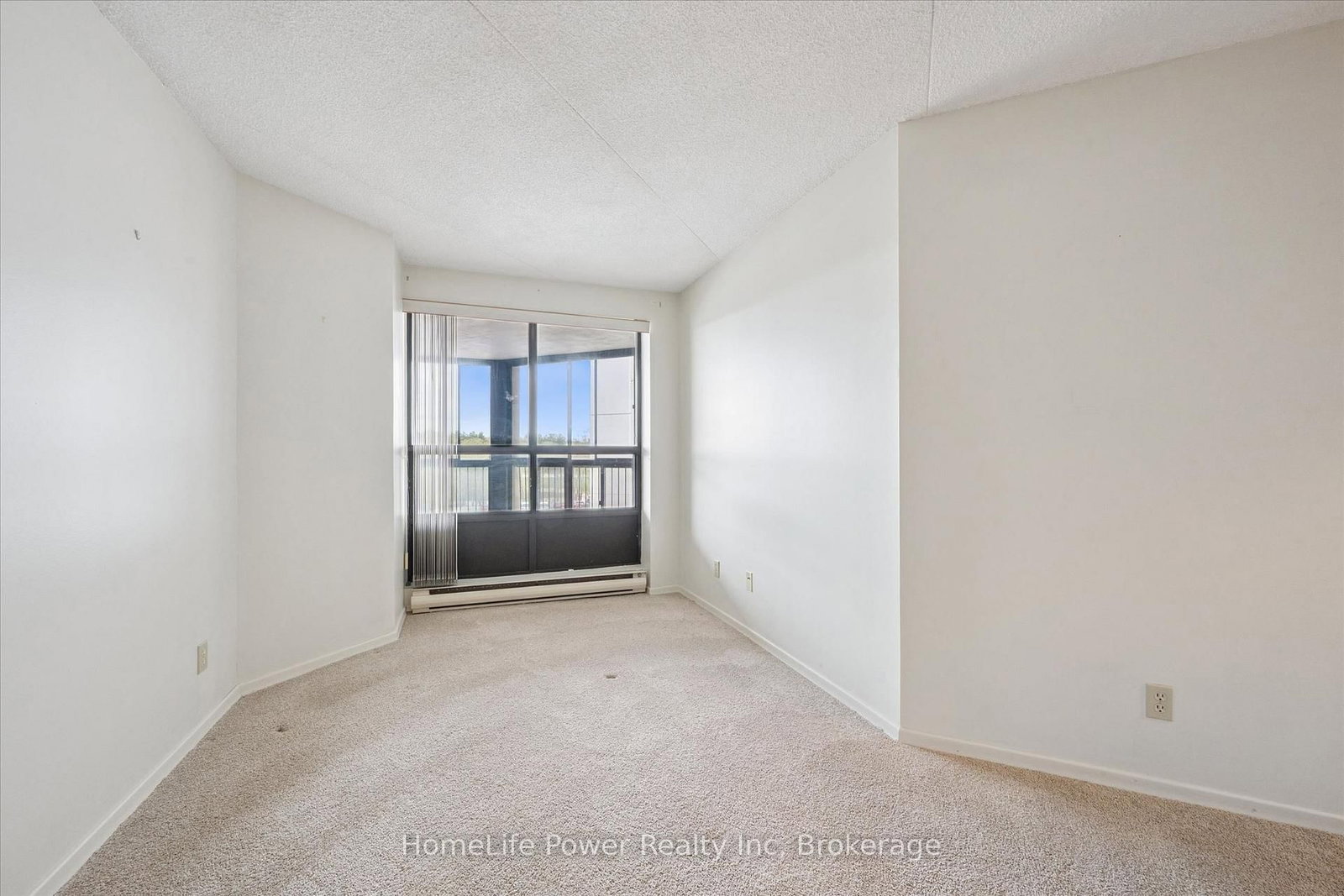 22 Marilyn Drive • #402 • Guelph, ON photo 19