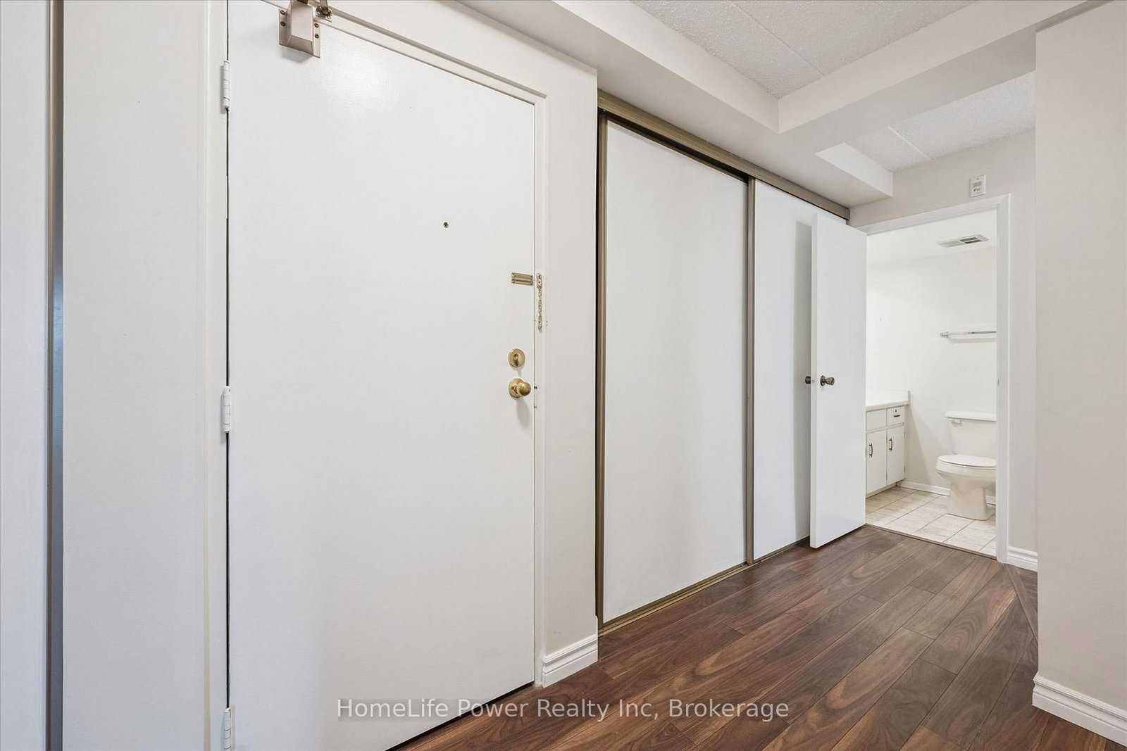 22 Marilyn Drive • #402 • Guelph, ON photo 6