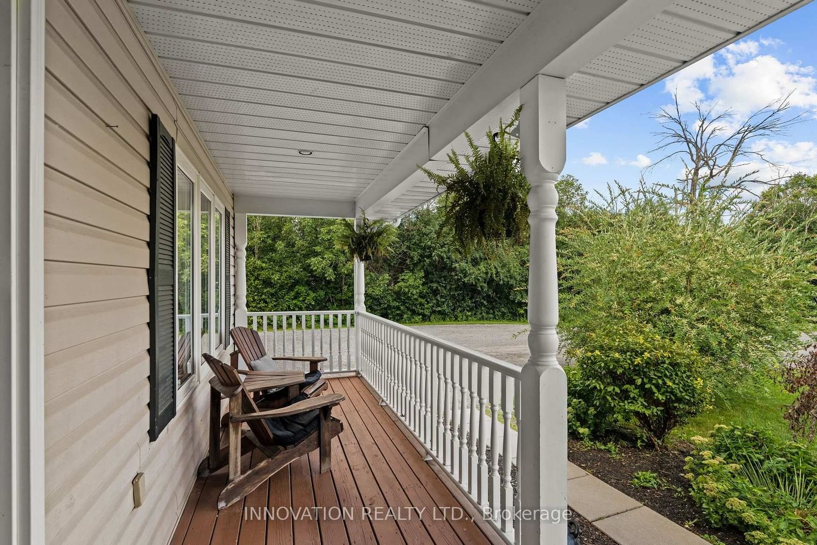281 Greystone Crescent • Almonte, ON photo 5