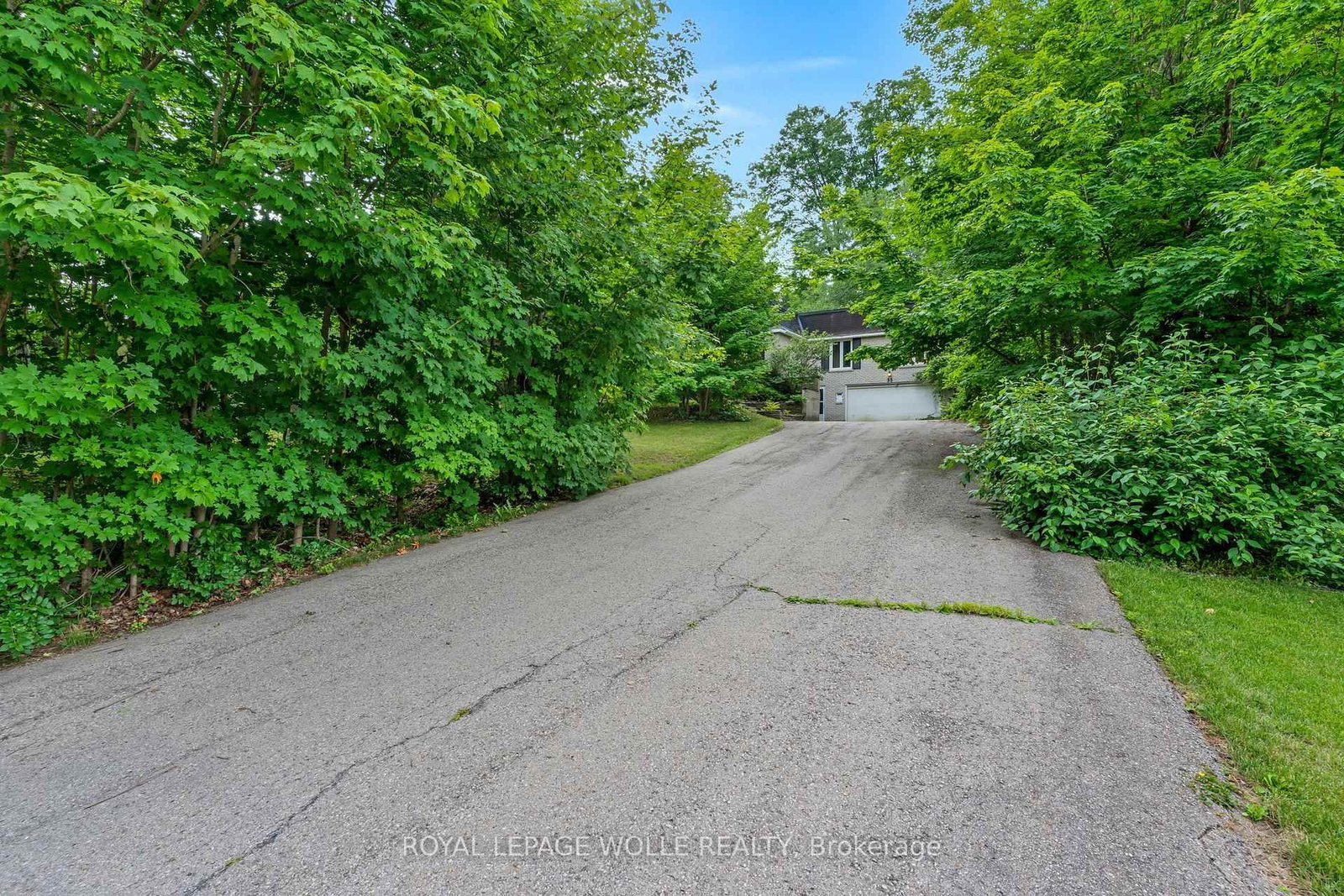 35 Maple Hill Drive • Kitchener, ON photo 3