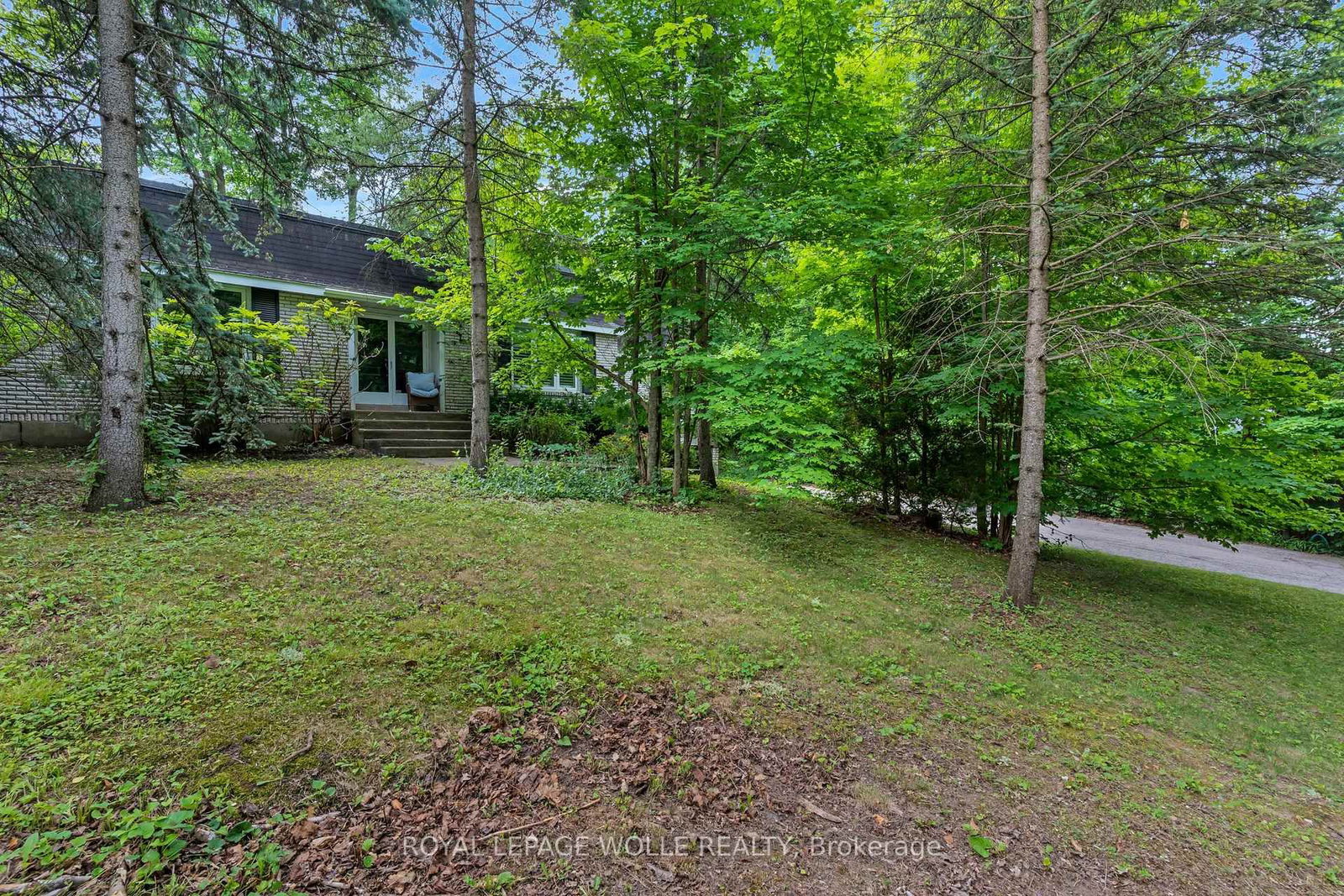 35 Maple Hill Drive • Kitchener, ON photo 5