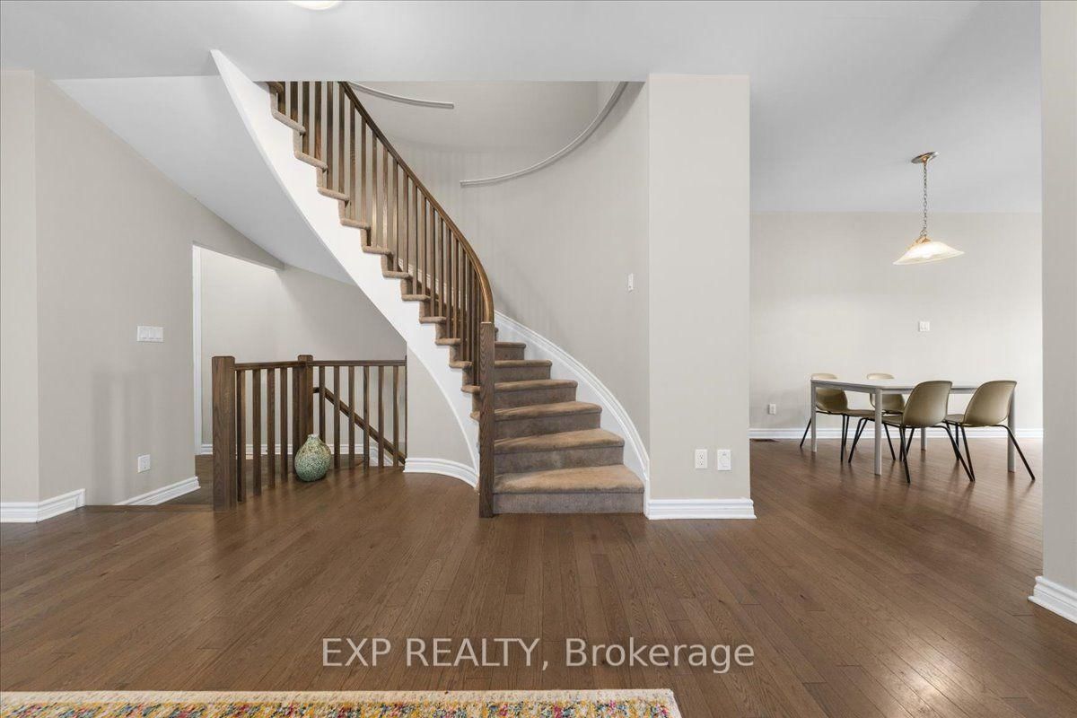 10 Duncanville Street • Russell, ON photo 9