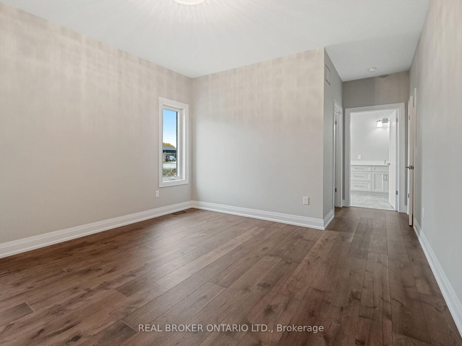 149 Willowbrook Drive • Welland, ON photo 13