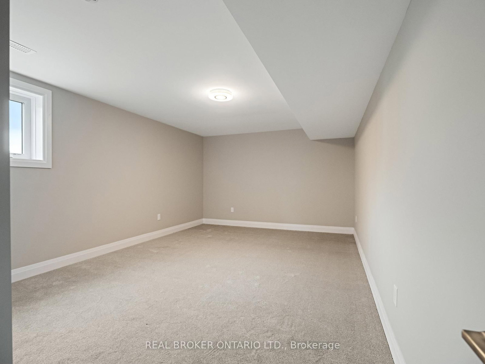 149 Willowbrook Drive • Welland, ON photo 30