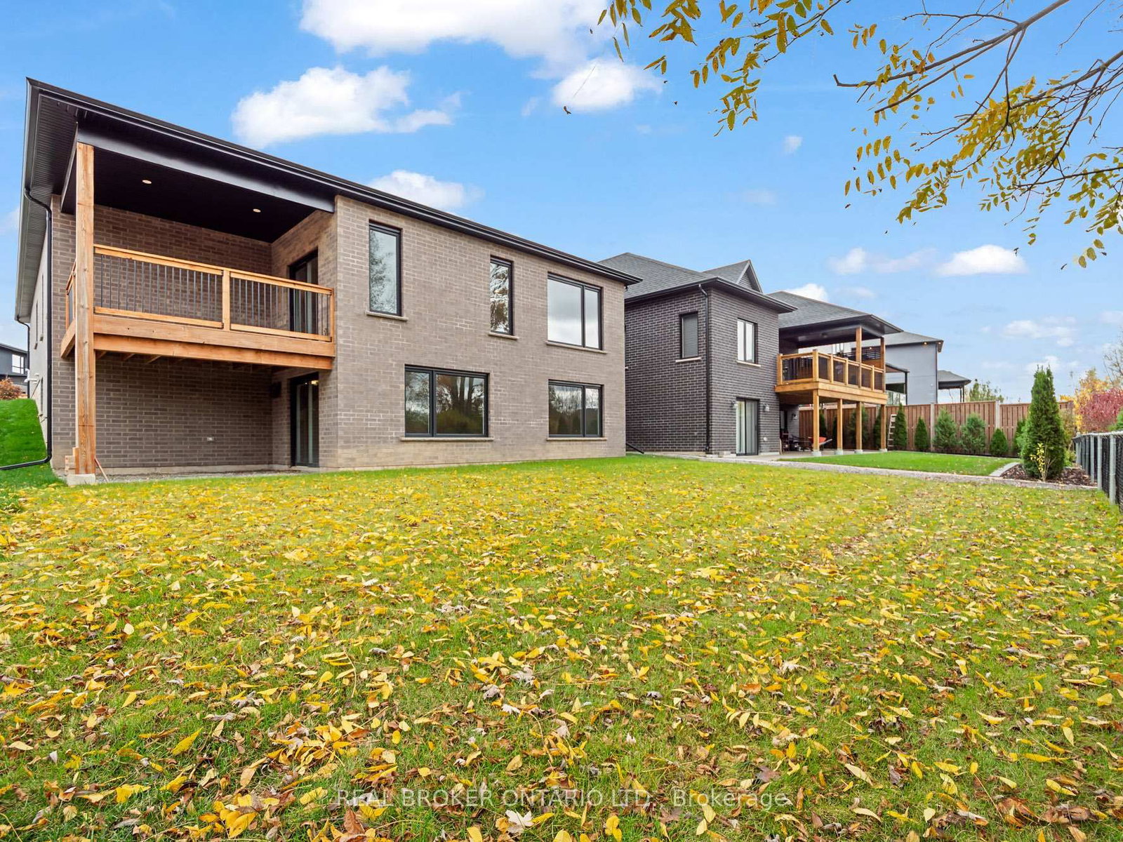 149 Willowbrook Drive • Welland, ON photo 34