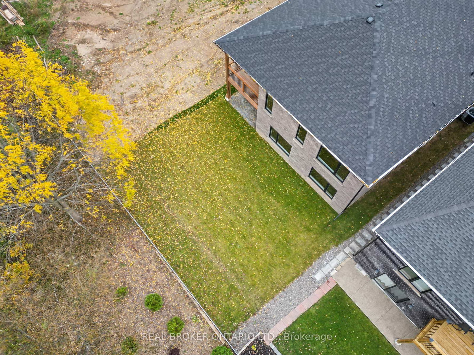 149 Willowbrook Drive • Welland, ON photo 36