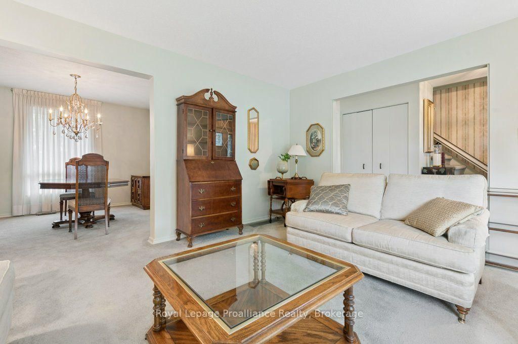 18 Conger Place • Belleville, ON photo 12