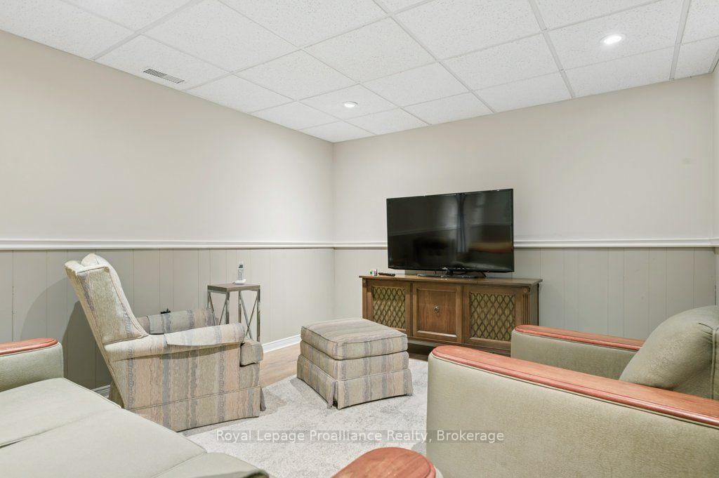 18 Conger Place • Belleville, ON photo 34