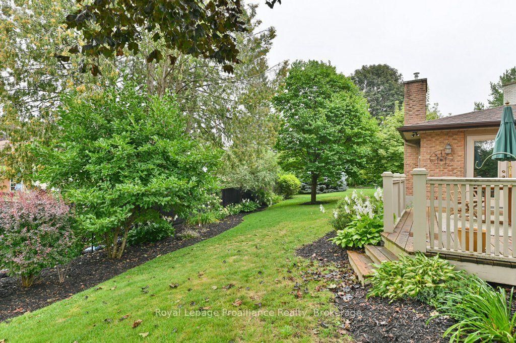 18 Conger Place • Belleville, ON photo 40