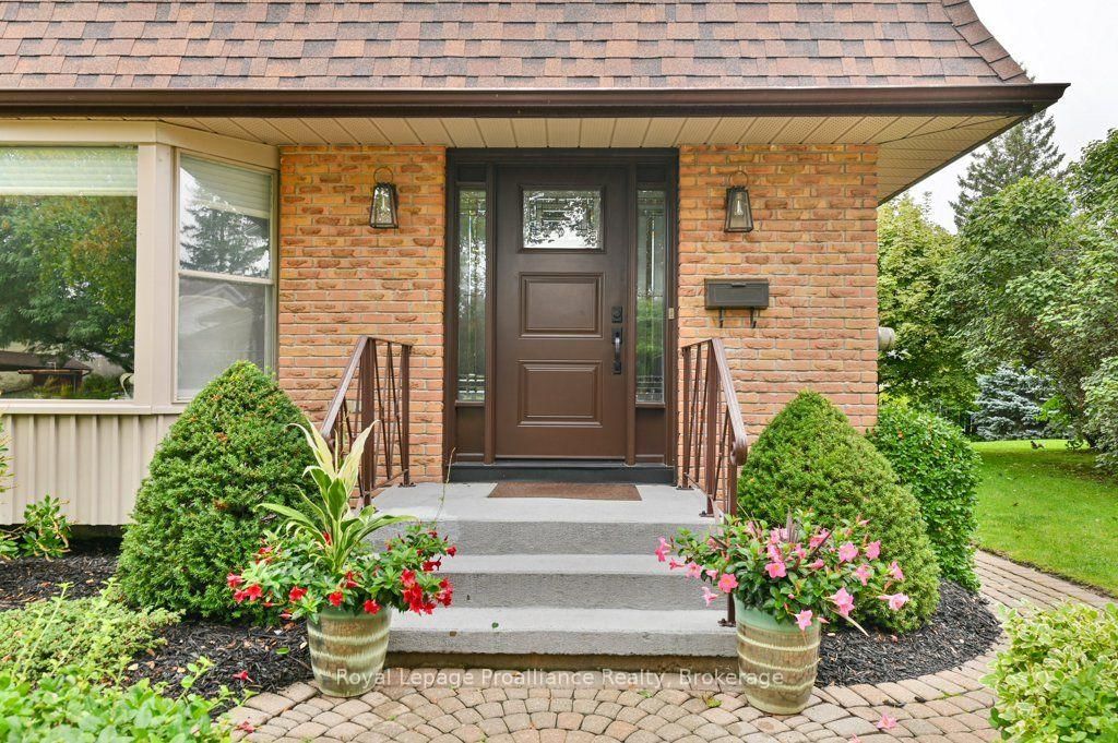 18 Conger Place • Belleville, ON photo 7