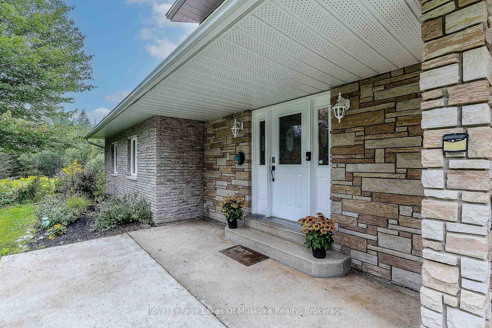 341 Woods Road • Armour, ON photo 3