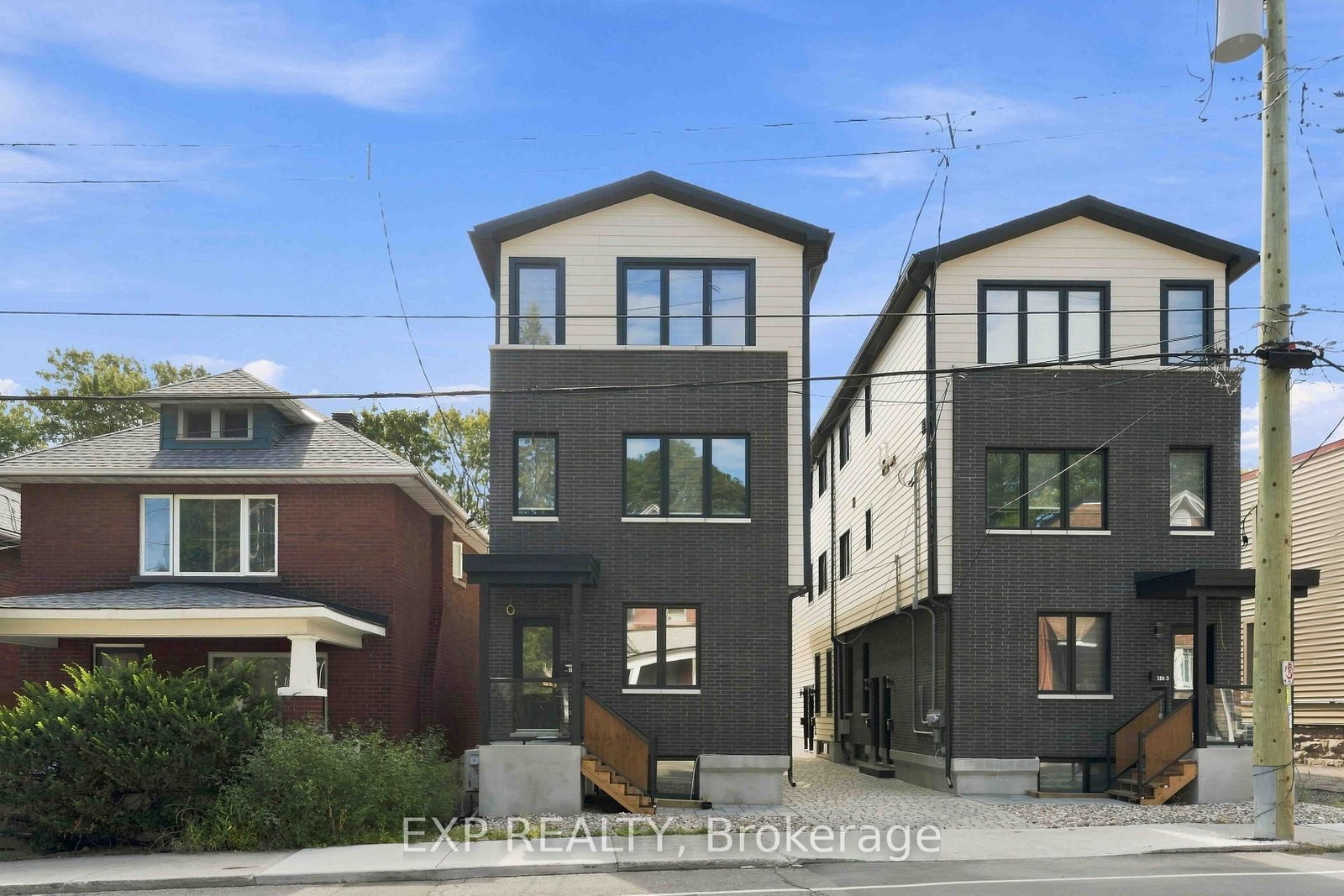 Front view of B3-60 Lees Avenue, Ottawa