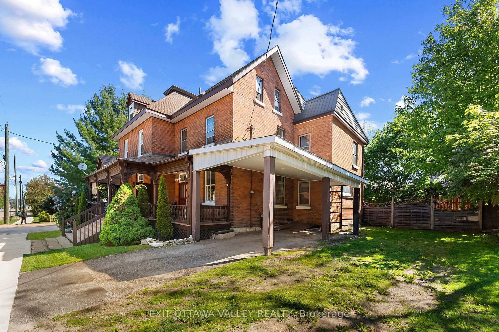 283 & 285 William Street • Pembroke, ON photo 29