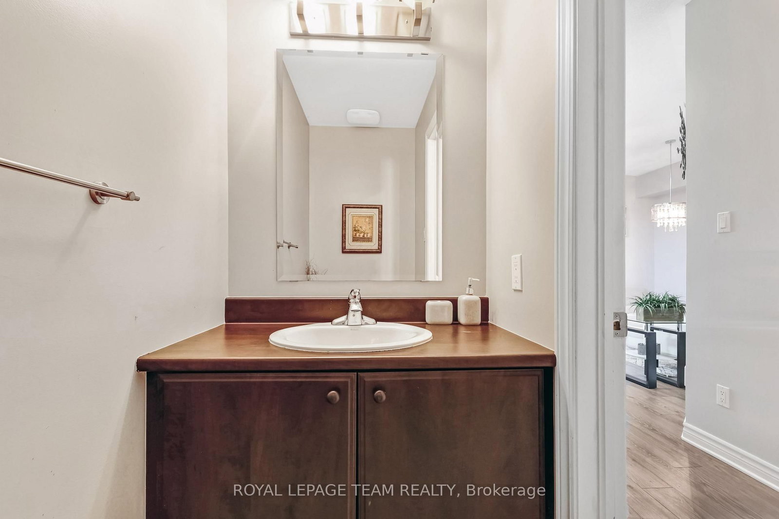 2224 Angelica Avenue • Orleans, ON photo 5