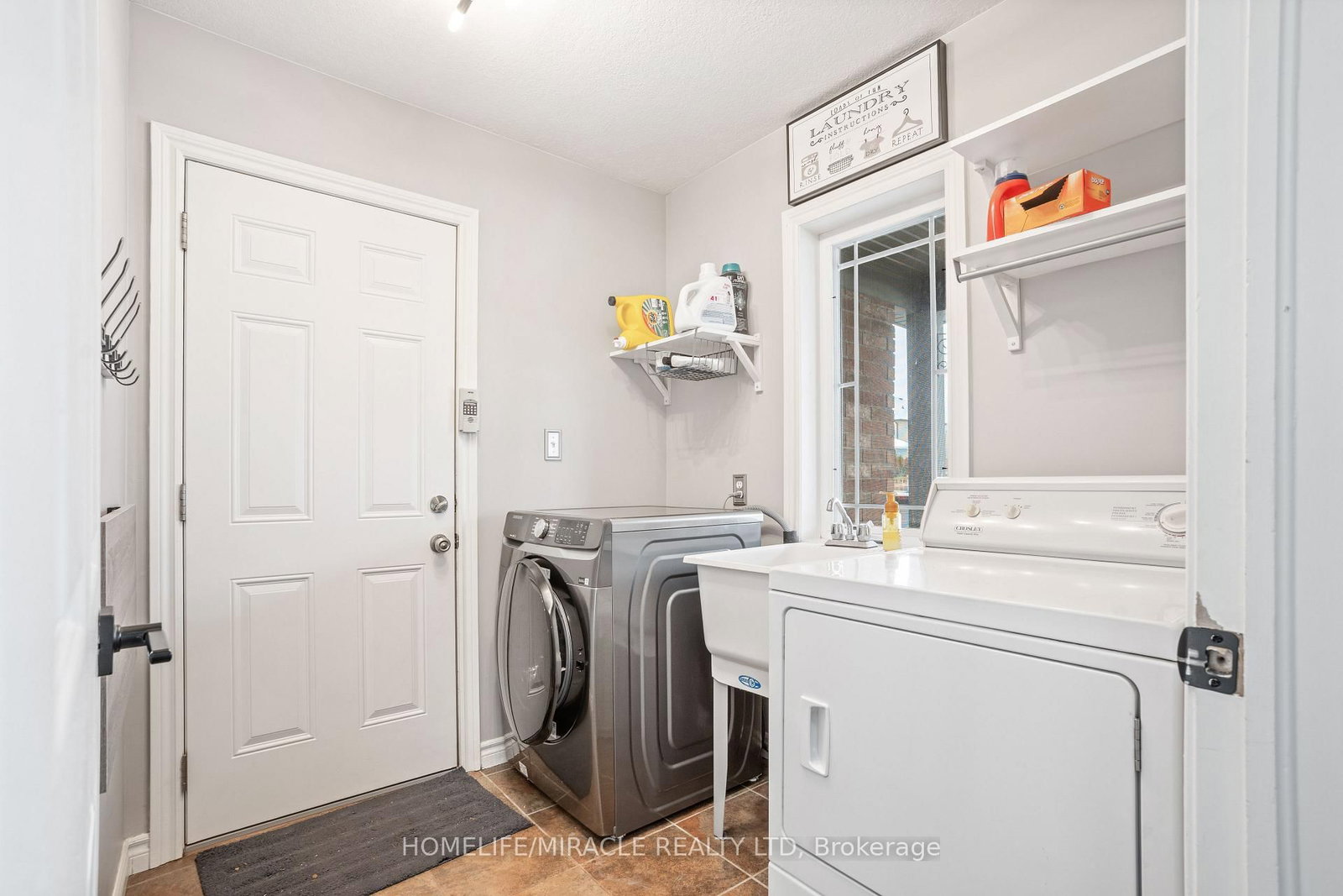 589 Sales Drive • Woodstock, ON photo 34