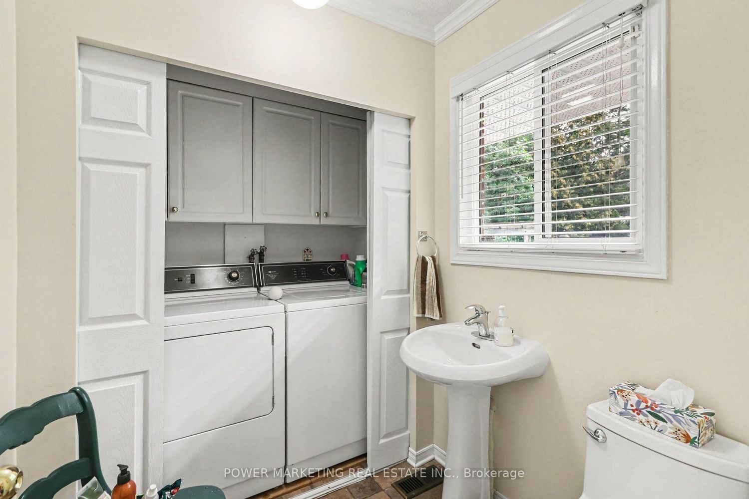 29 Okanagan Drive • Ottawa, ON photo 15