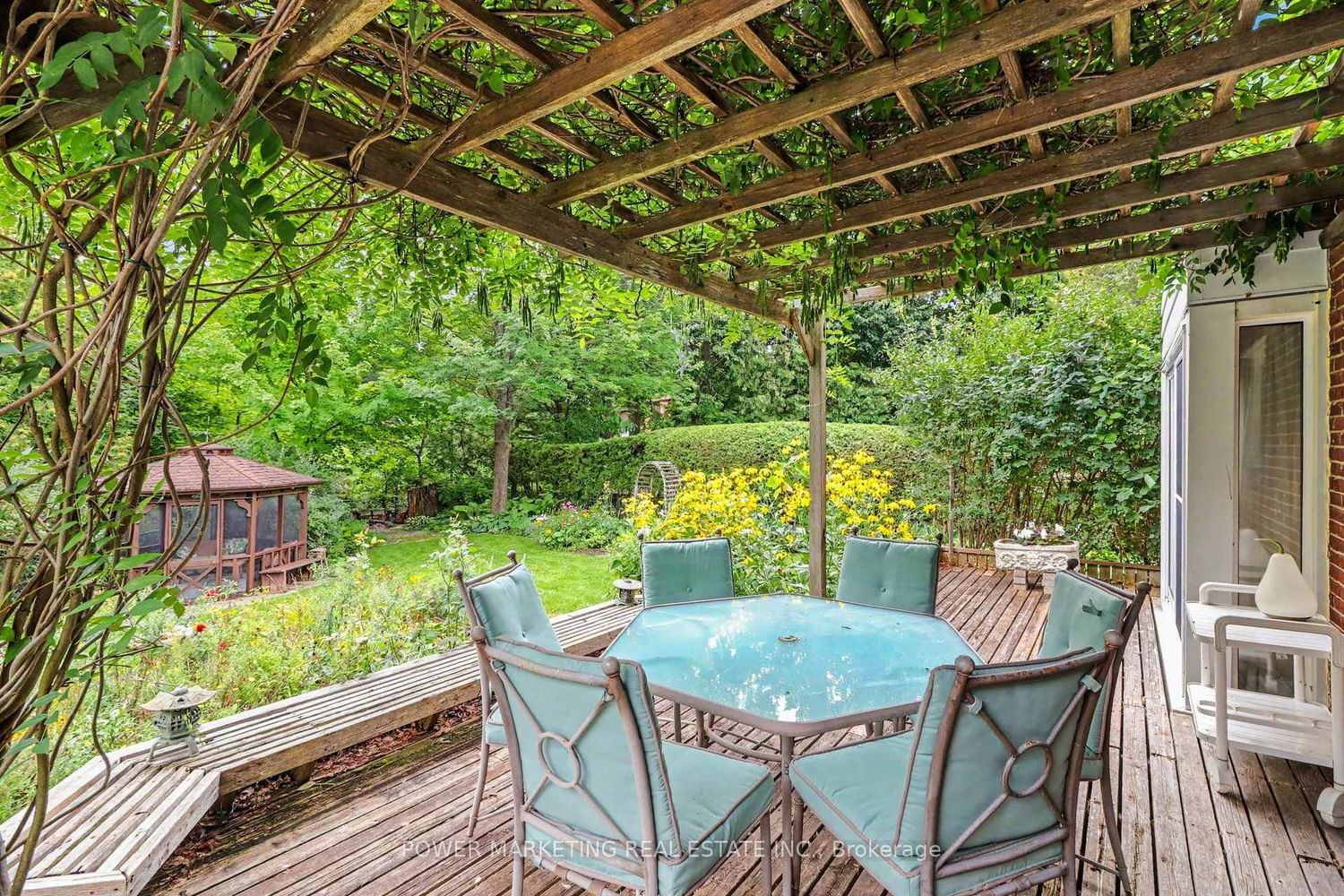 29 Okanagan Drive • Ottawa, ON photo 34