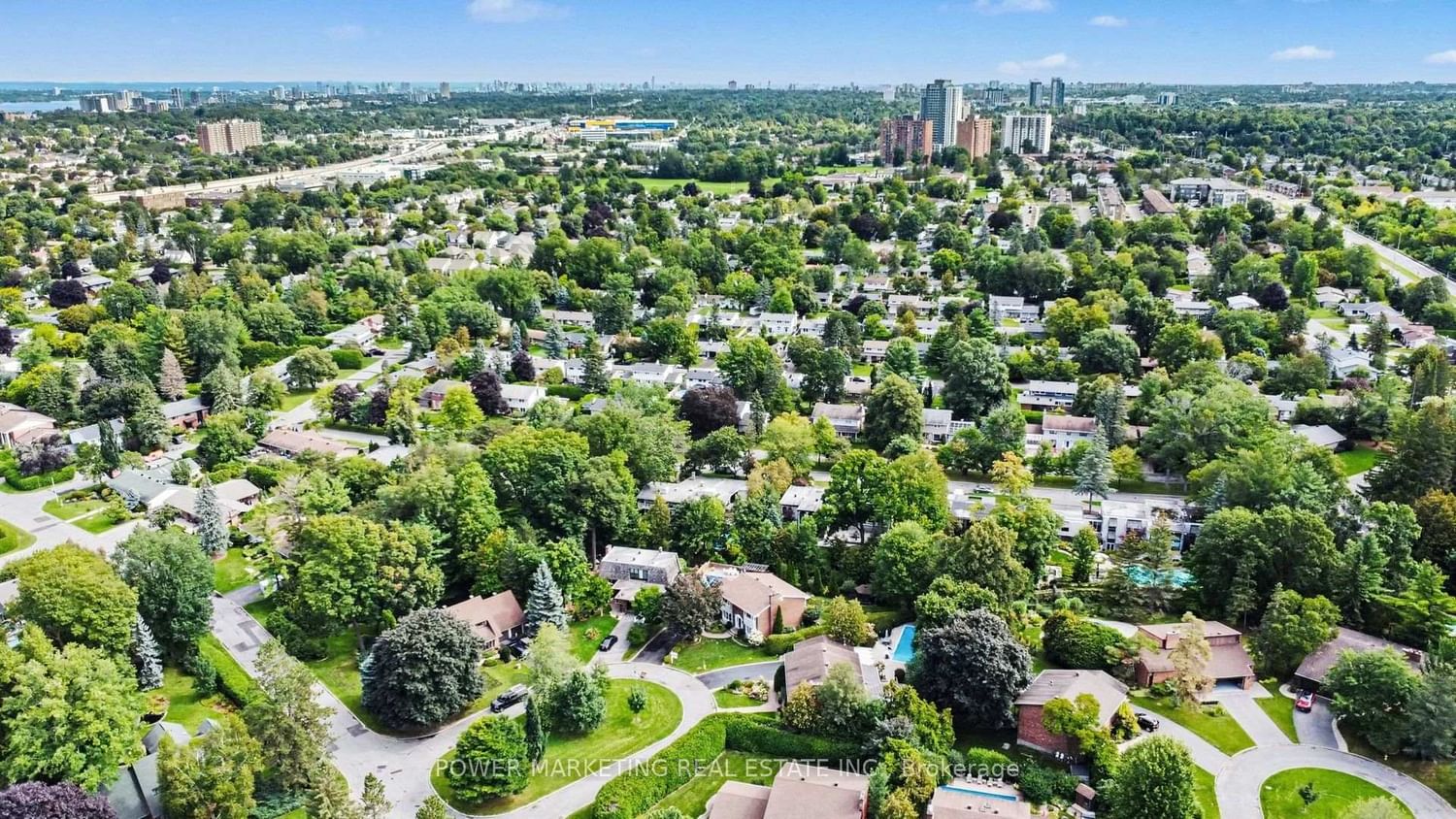 29 Okanagan Drive • Ottawa, ON photo 35