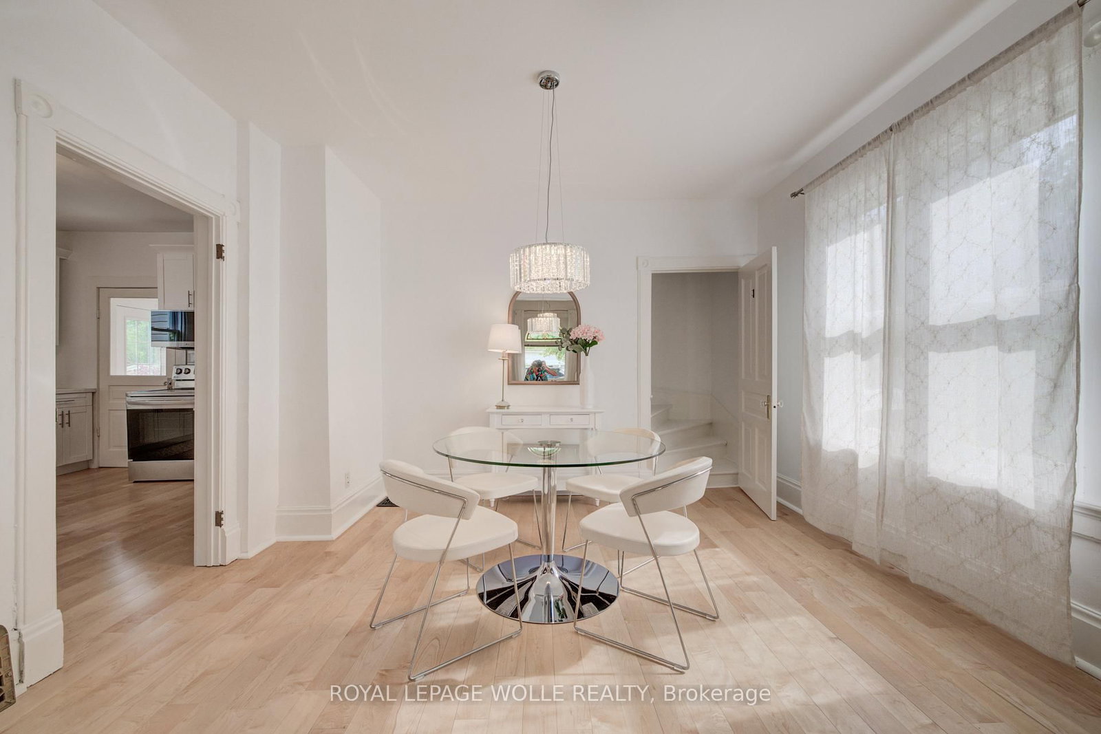 25 Central Street • Waterloo, ON photo 12