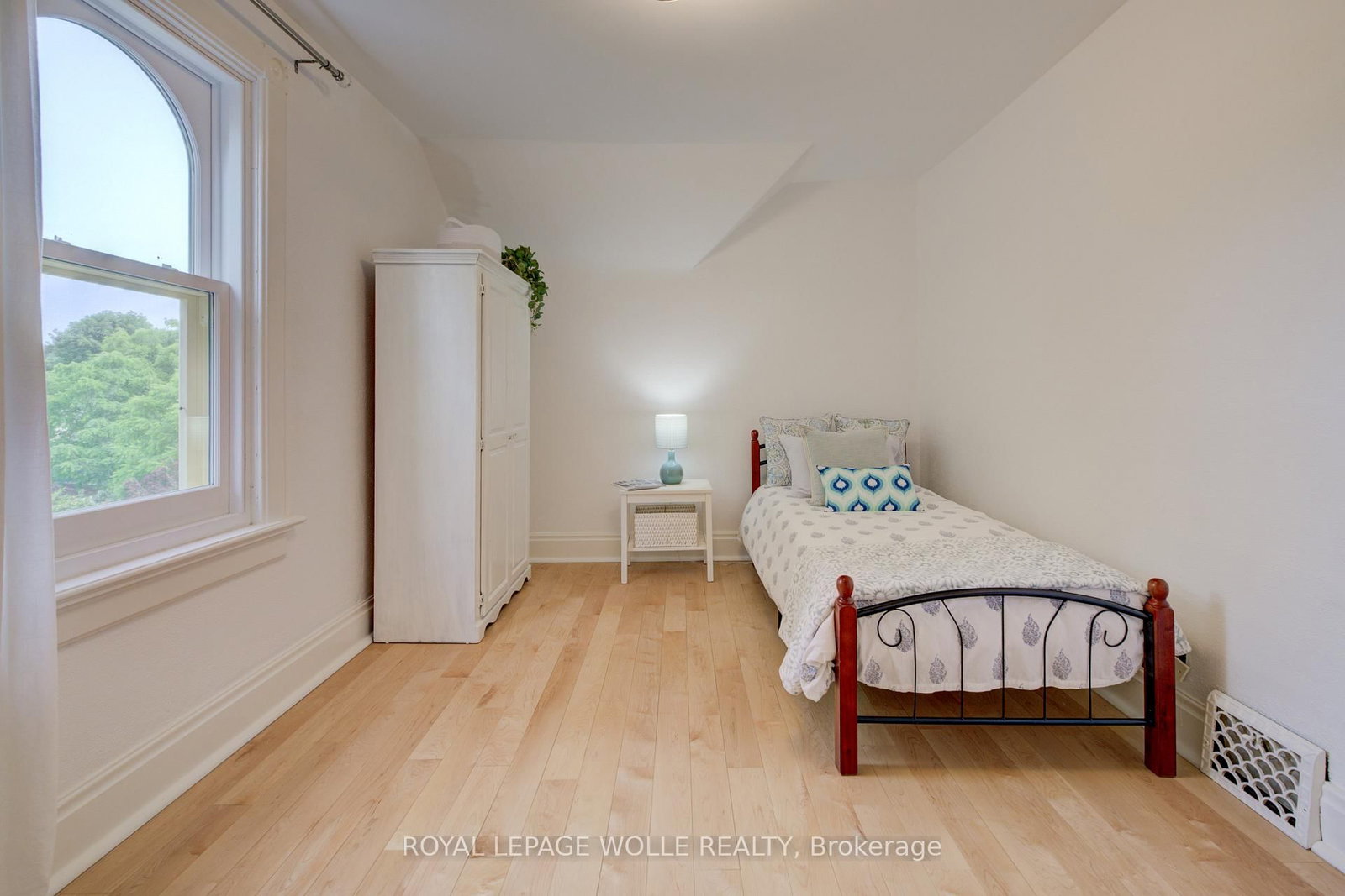 25 Central Street • Waterloo, ON photo 37