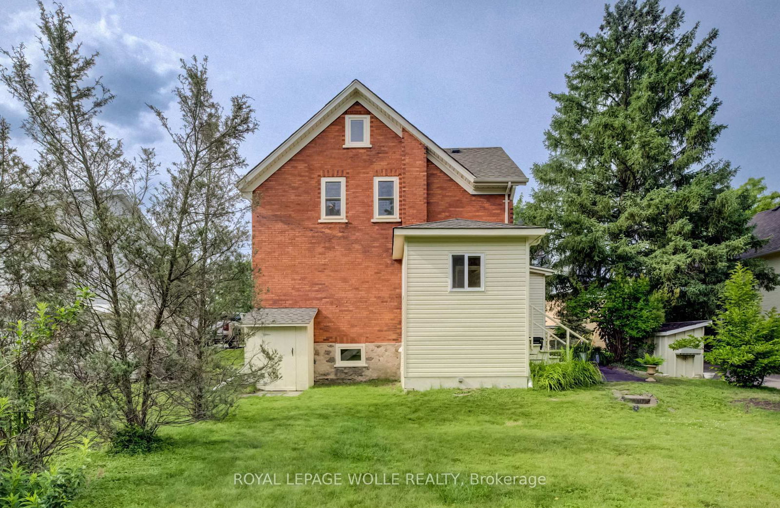 25 Central Street • Waterloo, ON photo 46