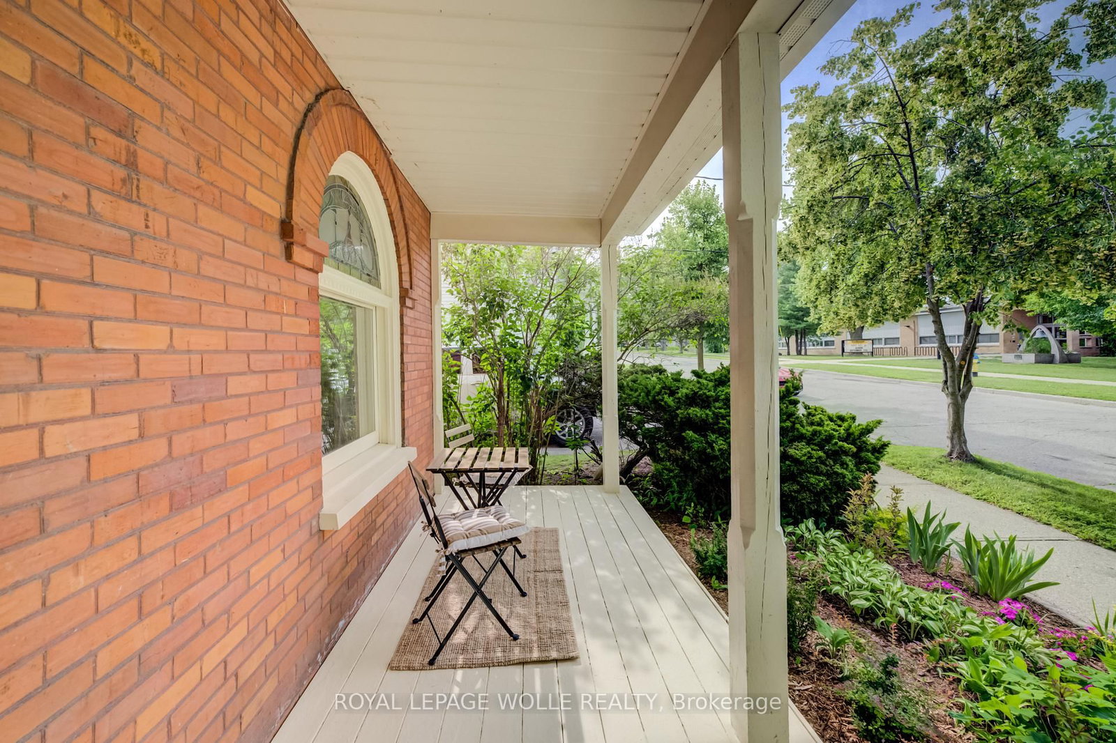 25 Central Street • Waterloo, ON photo 6