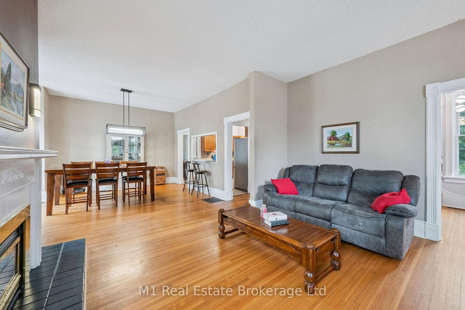 125 Elora Street S • Minto, ON photo 11