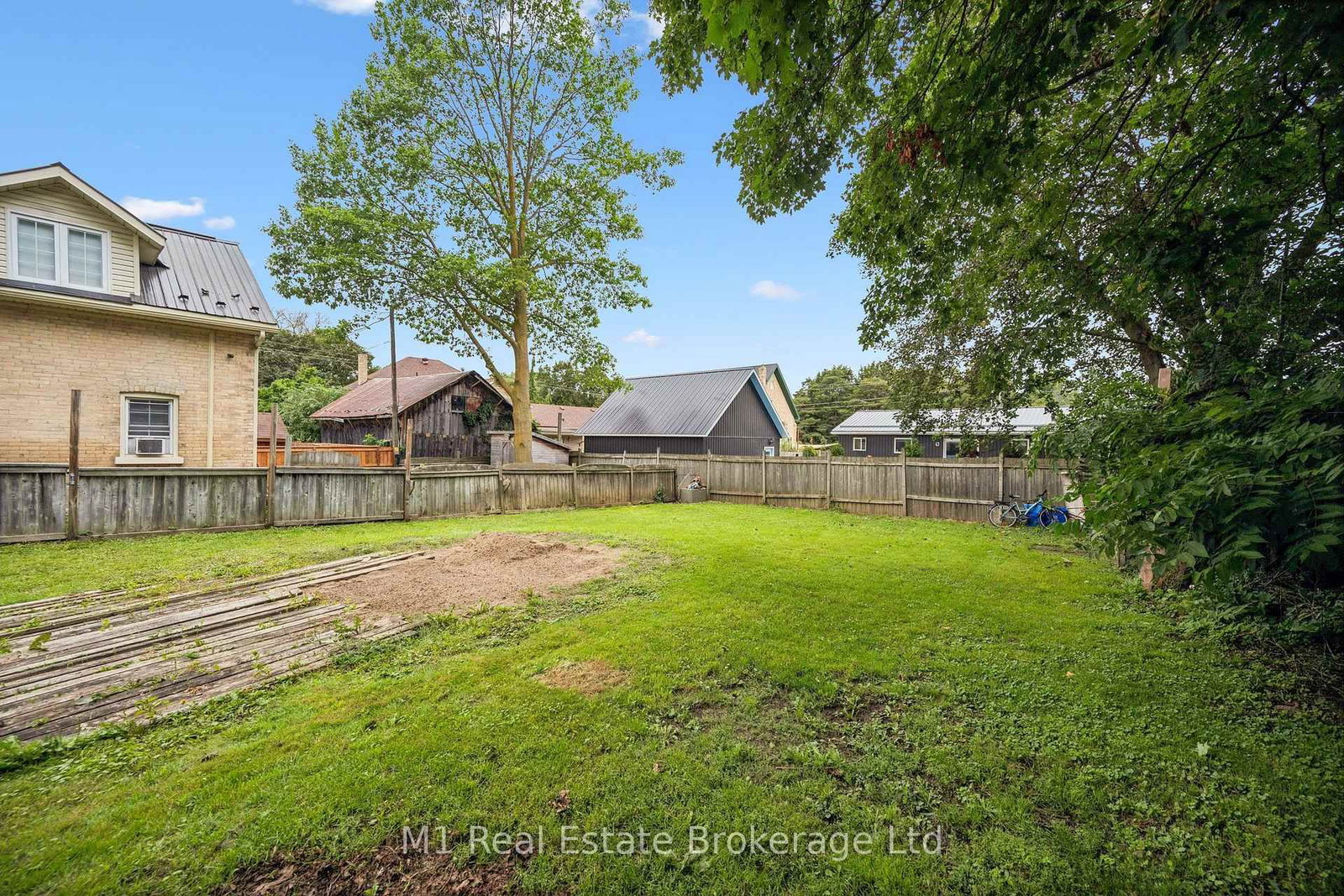 125 Elora Street S • Minto, ON photo 33