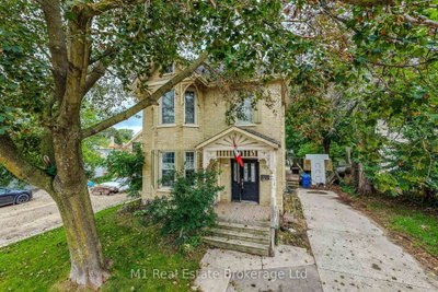 125 Elora Street S • Minto, ON photo 4