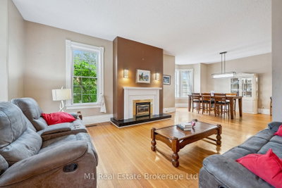 125 Elora Street S • Minto, ON photo 8