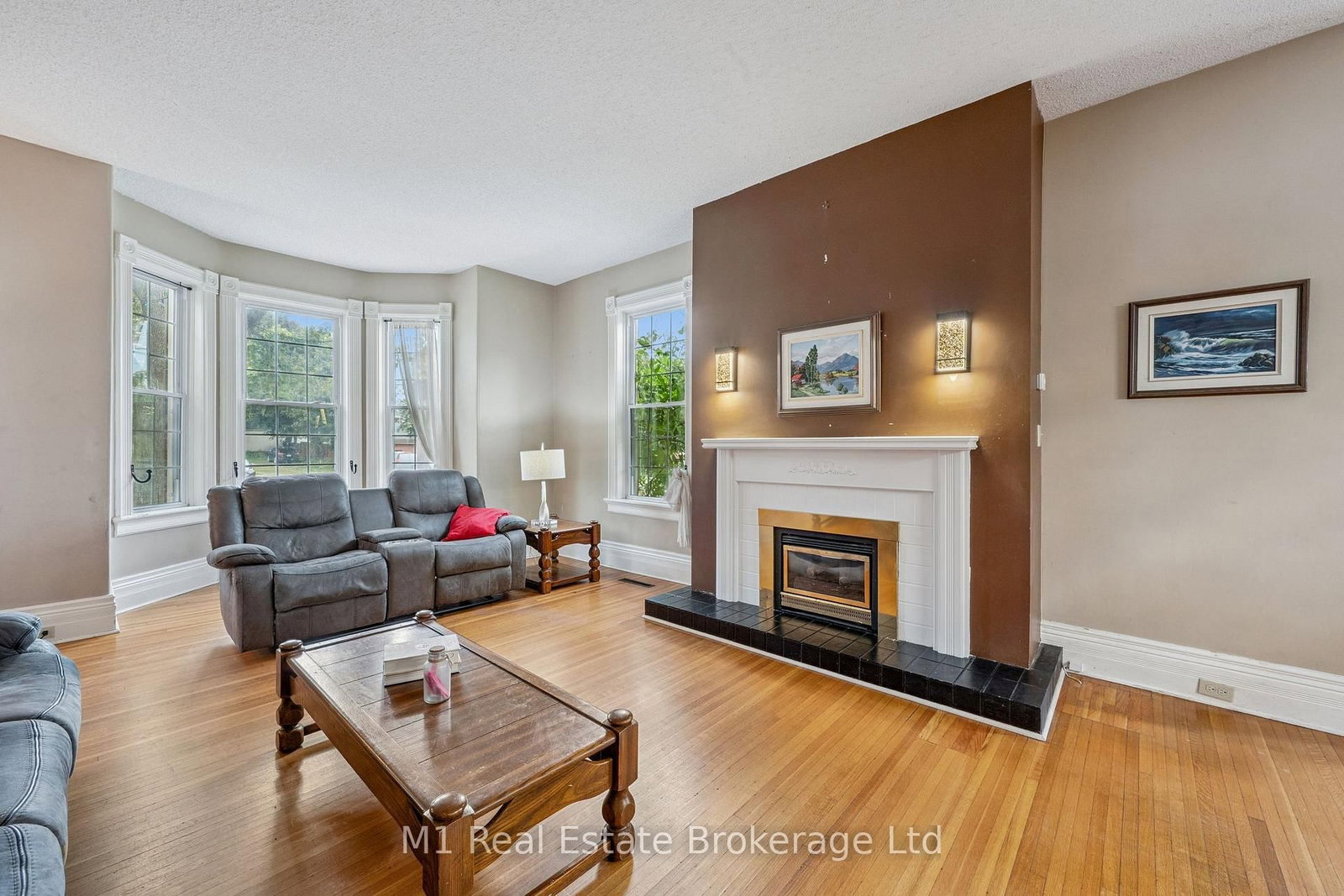 125 Elora Street S • Minto, ON photo 9