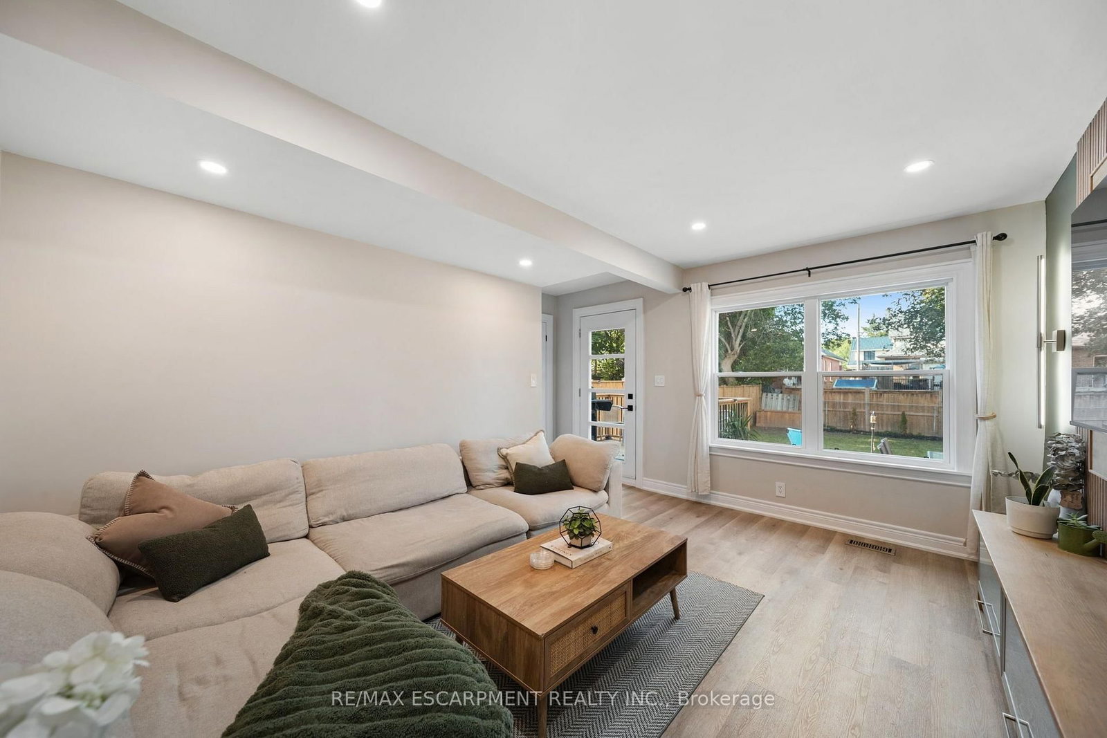80 Sarah Street • Brant, ON photo 16