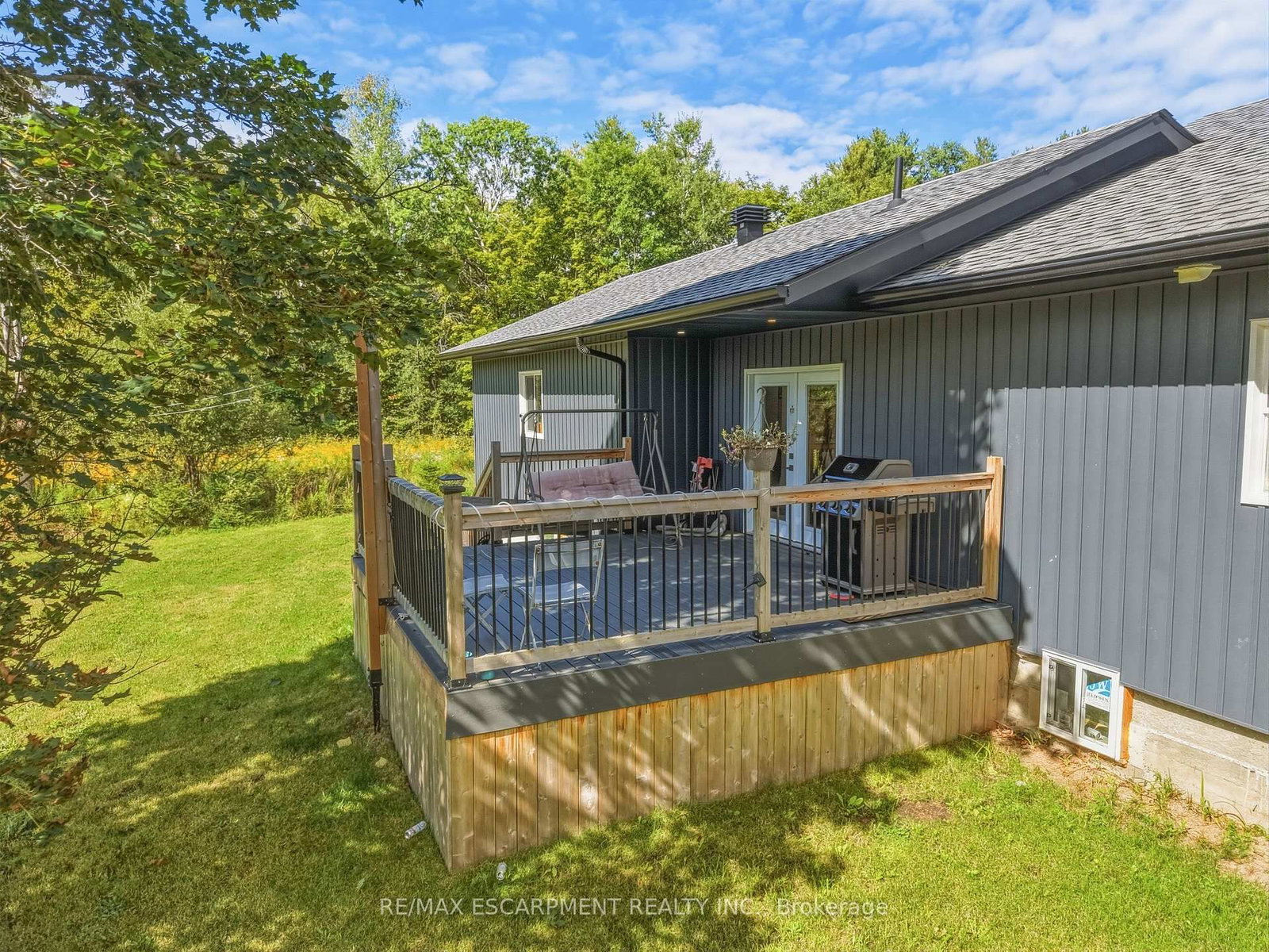 400 Raymond Road • Muskoka Lakes, ON photo 28