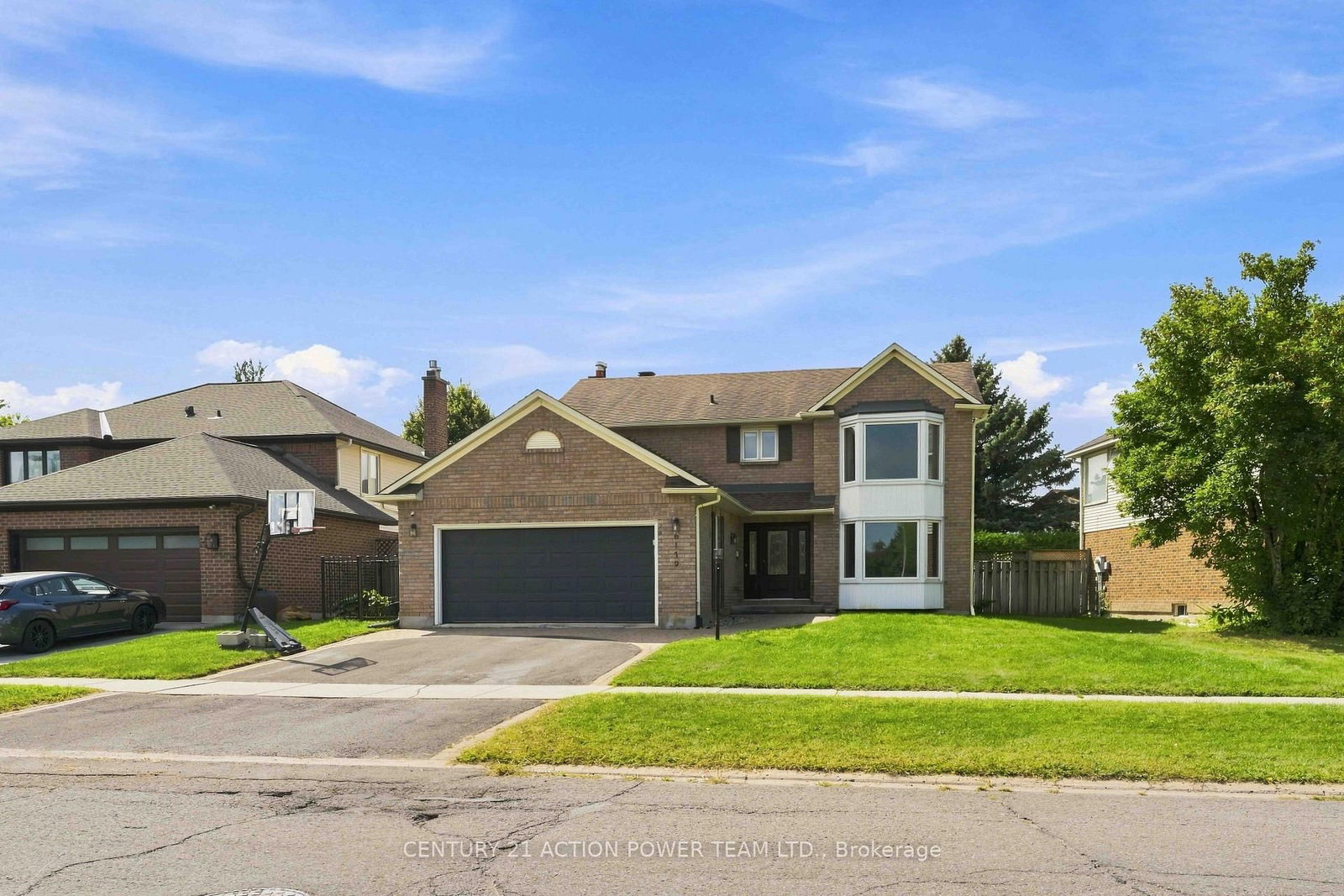 6179 VOYAGEUR Drive • Orleans, ON photo 1