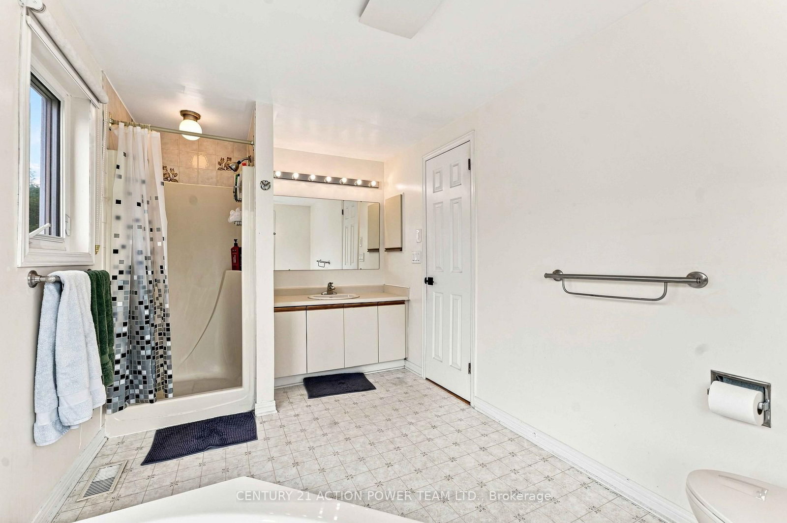6179 VOYAGEUR Drive • Orleans, ON photo 30