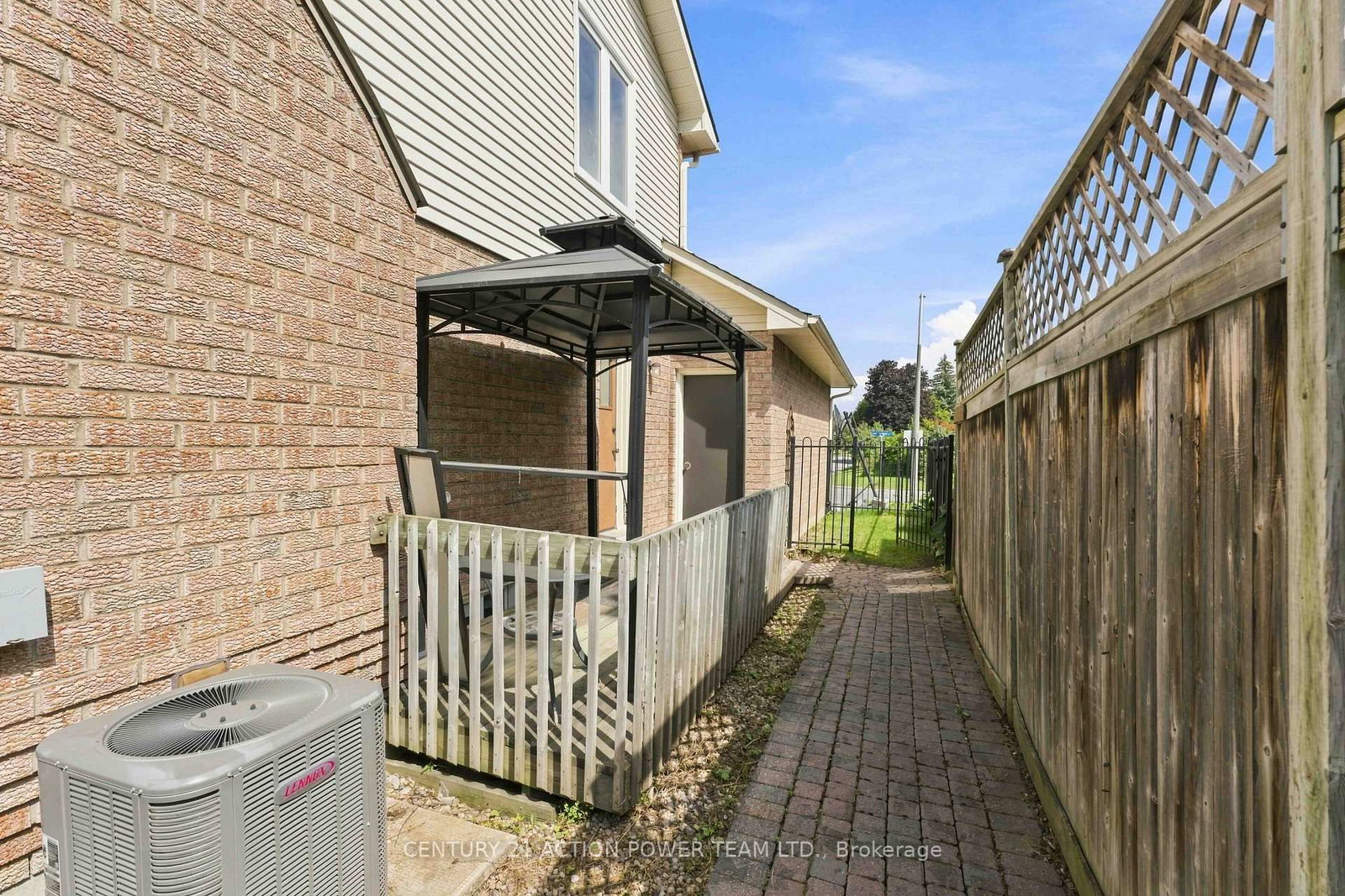 6179 VOYAGEUR Drive • Orleans, ON photo 46