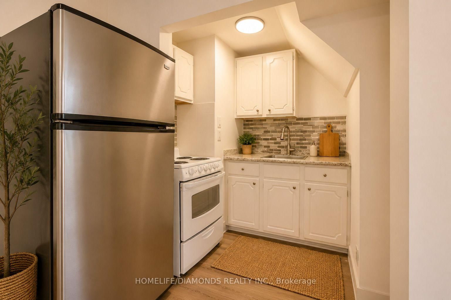338 HAMILTON Road • London East, ON photo 18