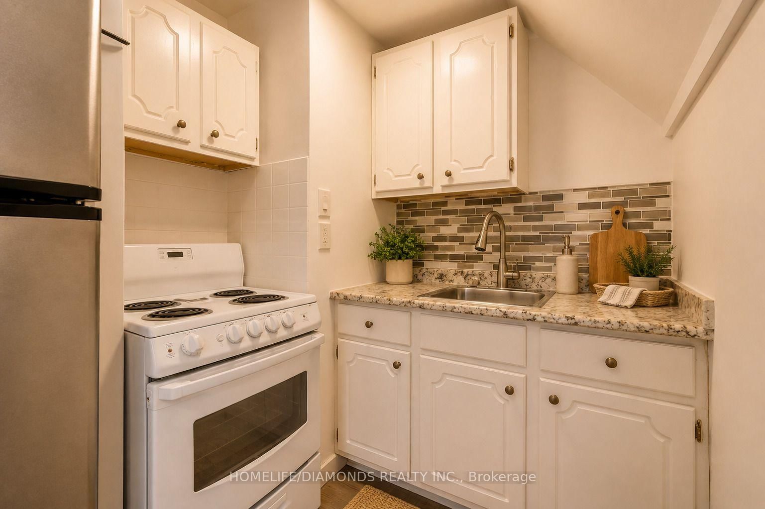 338 HAMILTON Road • London East, ON photo 31