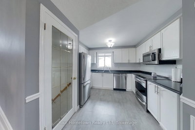 428 Flannery Drive • Centre Wellington, ON photo 9
