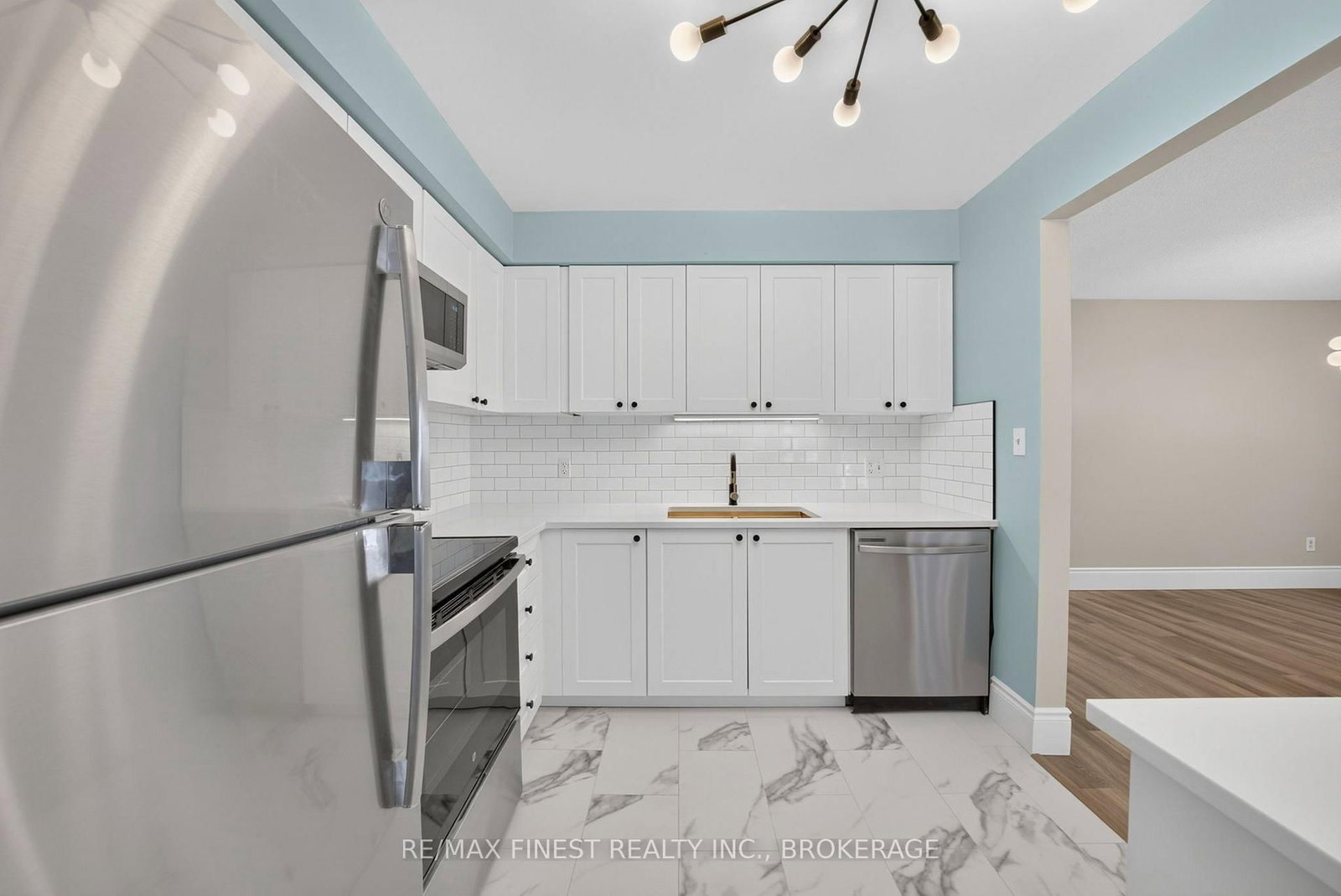 811 Cunningham Crescent • Brockville, ON photo 6