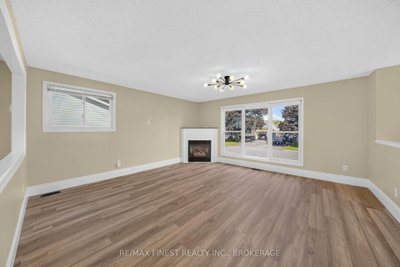 811 Cunningham Crescent • Brockville, ON photo 9
