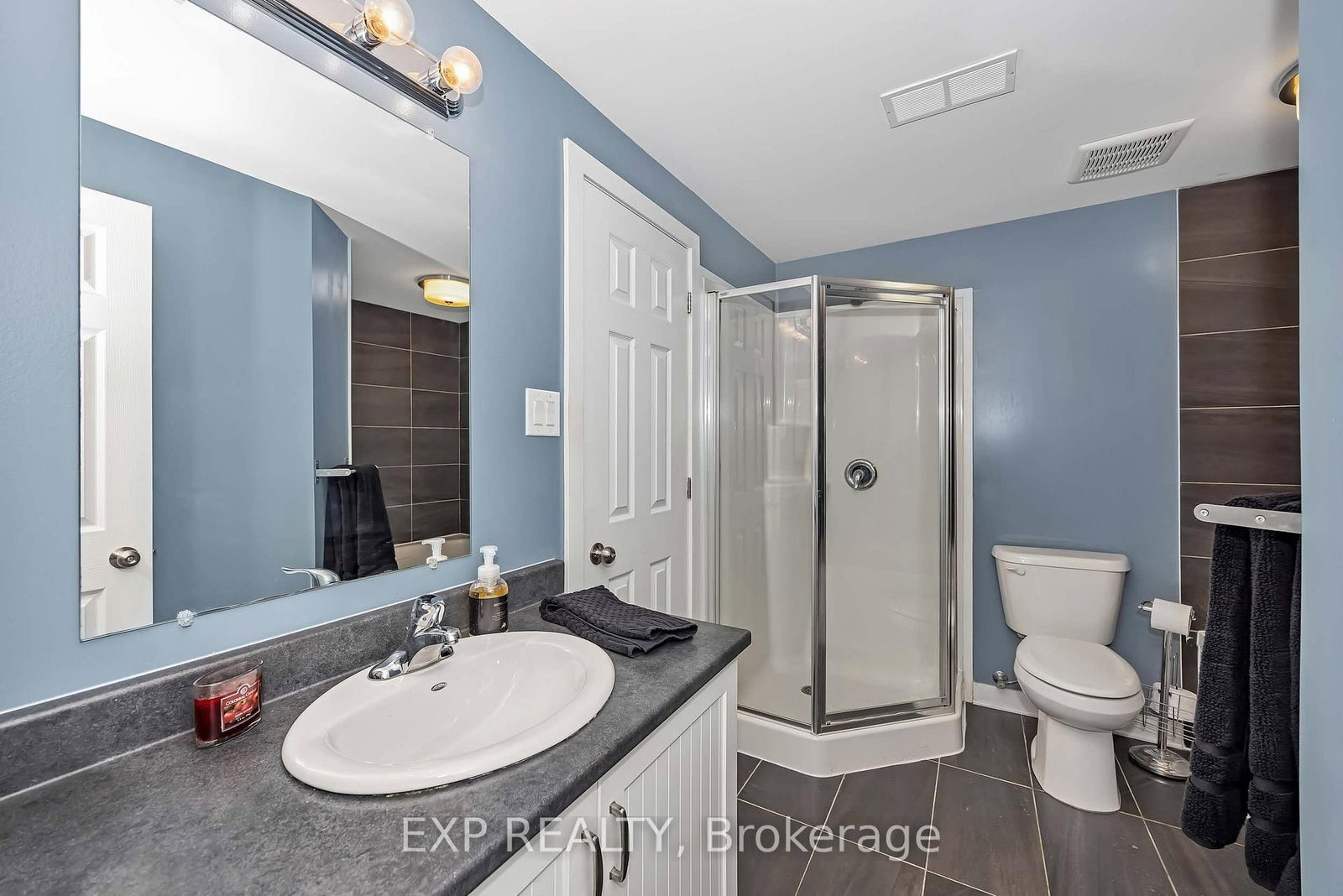301 Elite Private • #1 • Ottawa, ON photo 18