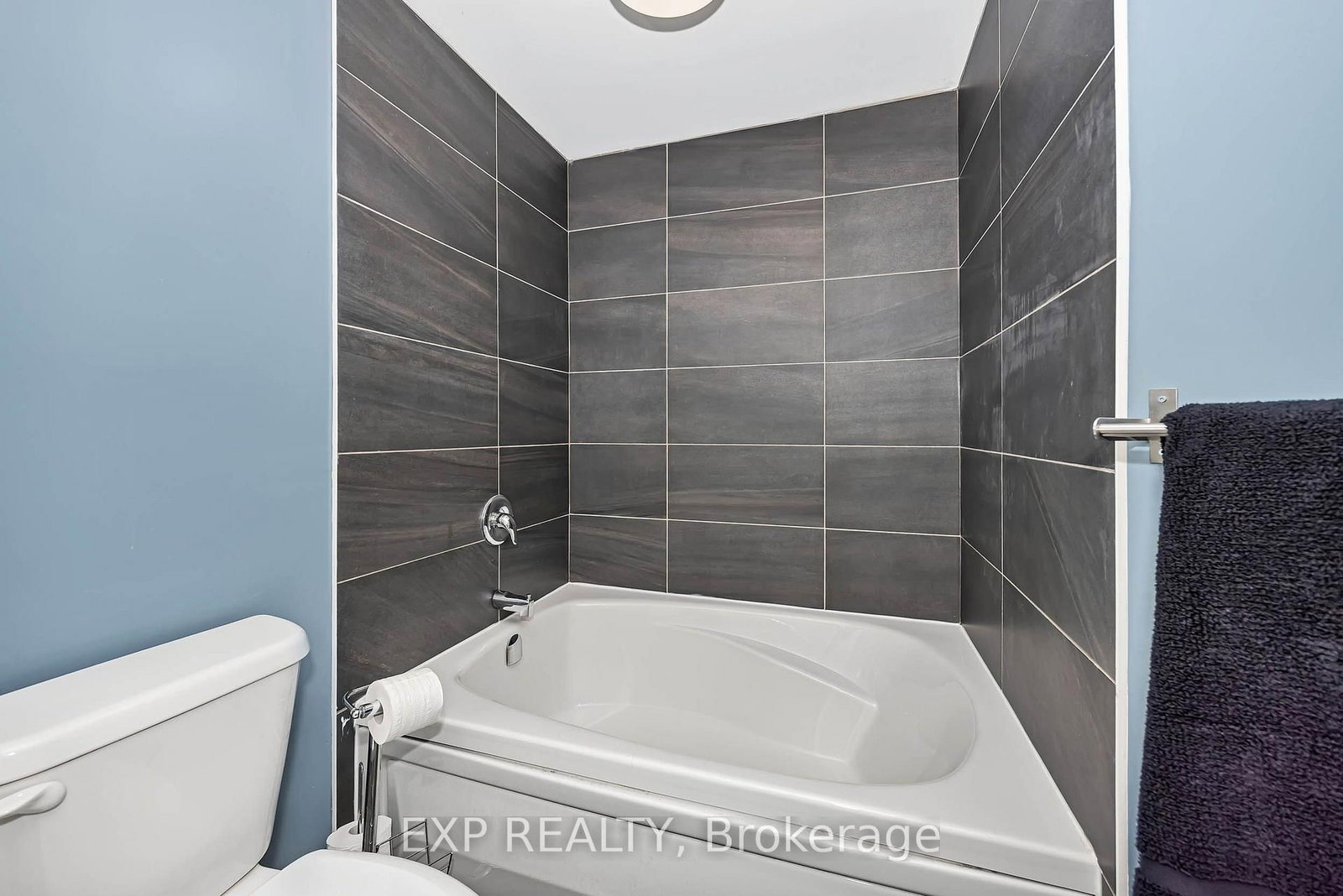 301 Elite Private • #1 • Ottawa, ON photo 19