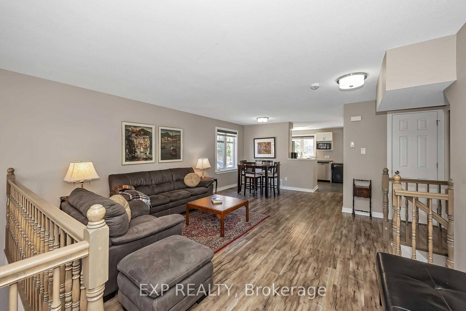 301 Elite Private • #1 • Ottawa, ON photo 3